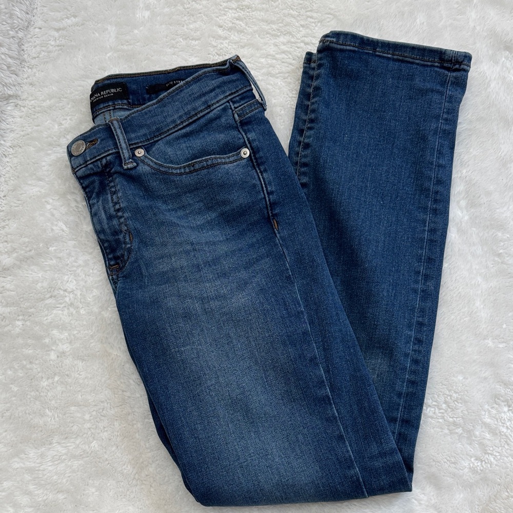 Banana Republic Premium Women's Slim Straight Leg Jeans 26P - Dark Blue